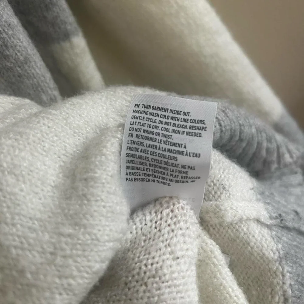 American Eagle Woah So Soft Crew Neck Sweater in Grey and White Striped Pattern - Picture 4 of 7
